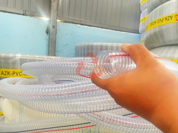 Ống nhựa mềm lõi thép phi 48 1 ống nhựa mềm lõi thép phi 48