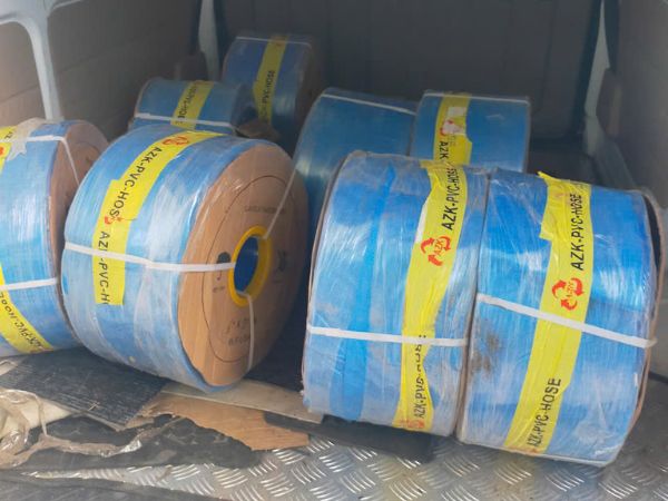 AZK xuất kho ống ngày 15 tháng 5 8 8 cuộn ống bạt bơm nước D300 màu xanh AZK