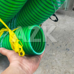 Ống gân nhựa cổ trâu phi 90 1 ống gân nhựa cổ trâu phi 90 màu xanh lá